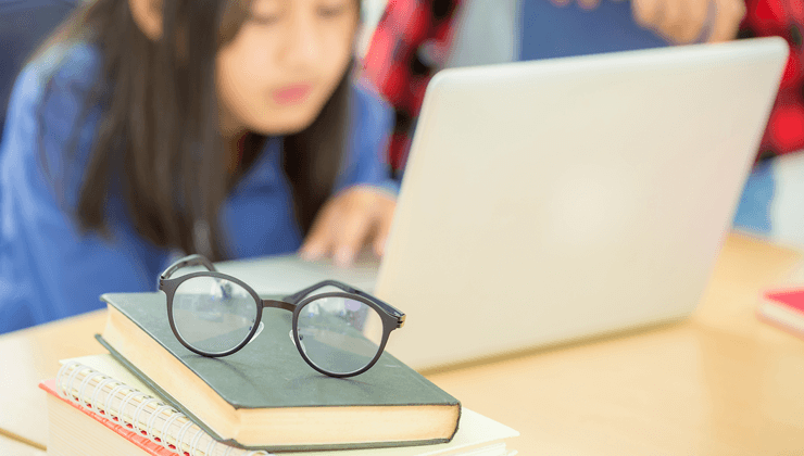 Los alumnos de 340 escuelas aprenden cómo funciona la vista gracias a Fundación IMO